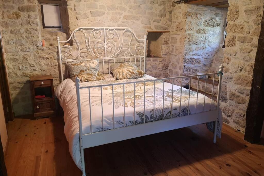 Maison Traditionnelle En Lozere Saint-Saturnin  Luaran gambar