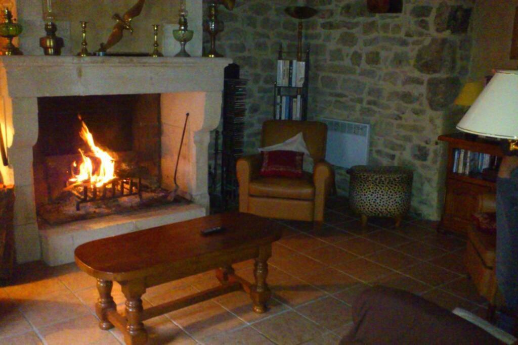 Maison Traditionnelle En Lozere Saint-Saturnin  Luaran gambar